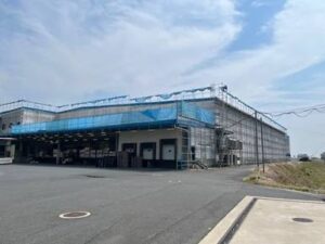 西物流屋根遮熱工事